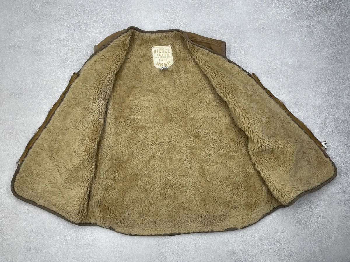 Diesel Vintage Diesel Workwear Vest Deep Pile Beige Made in Italy Size US L / EU 52-54 / 3 - 9 Thumbnail