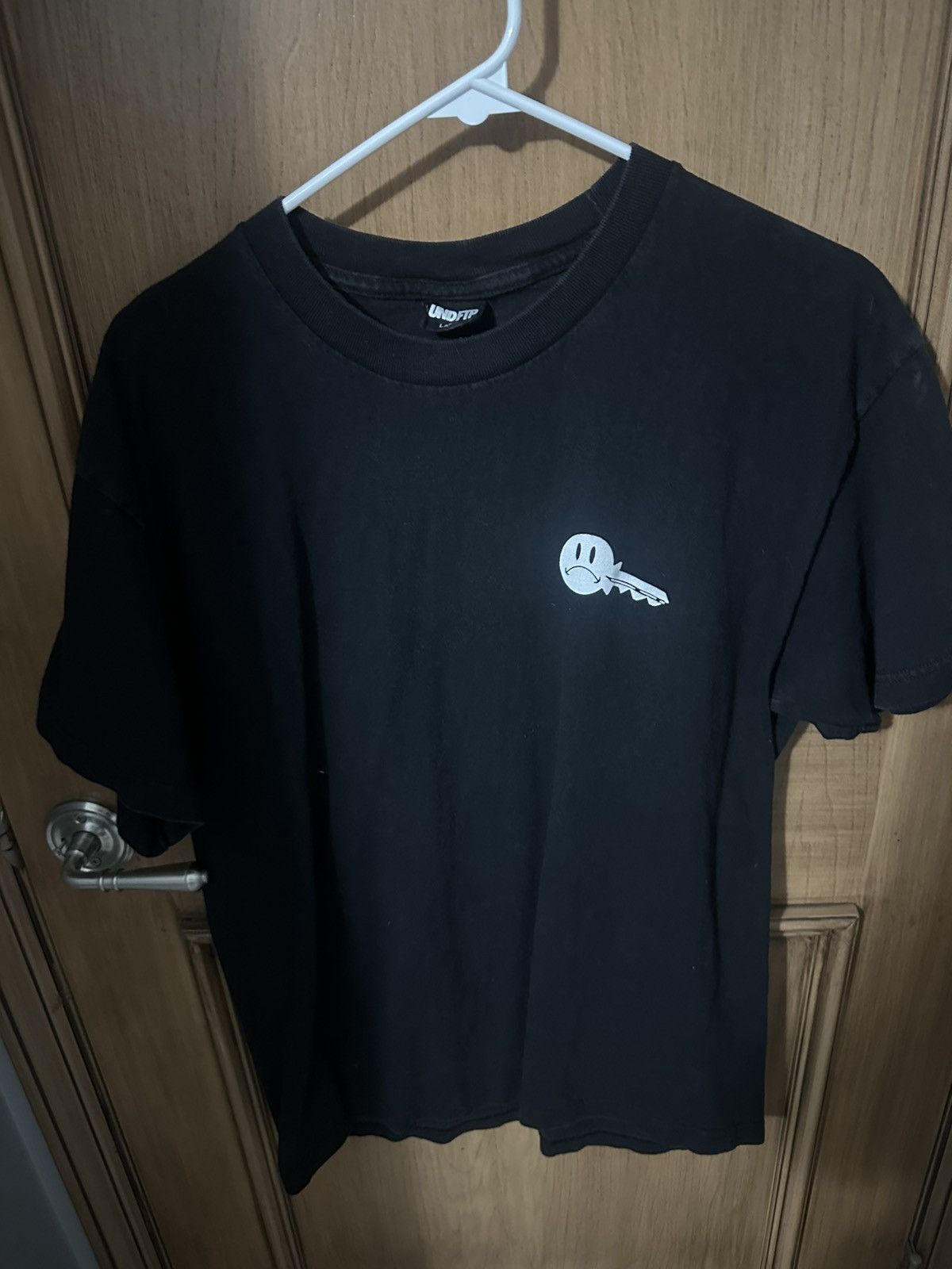 Fuck The Population × Undefeated Sad Smiley Face Key FTP x Undefeated Tee Size US L / EU 52-54 / 3 - 2 Thumbnail
