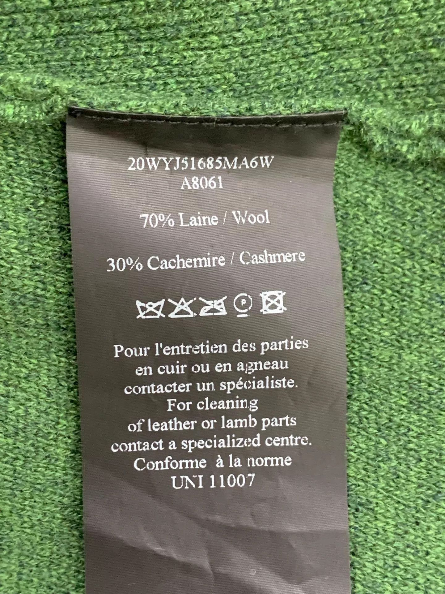 Yves Salomon YVES SALOMON green wool skirt M near new unworn Size 27" / US 4 / IT 40 - 5 Thumbnail