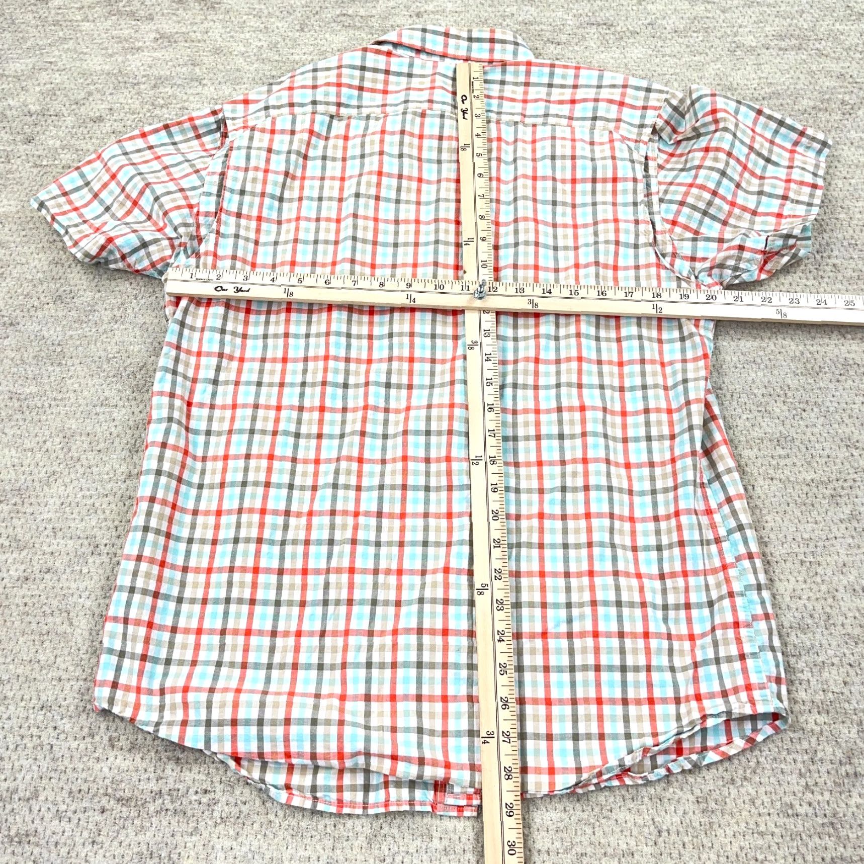 Vintage Columbia Shirt Men Medium Blue Plaid Button-Up Tattersall Fishing Camp Casual Travel Easy Care Pockets UV Protection Size US M / EU 48-50 / 2 - 5 Thumbnail
