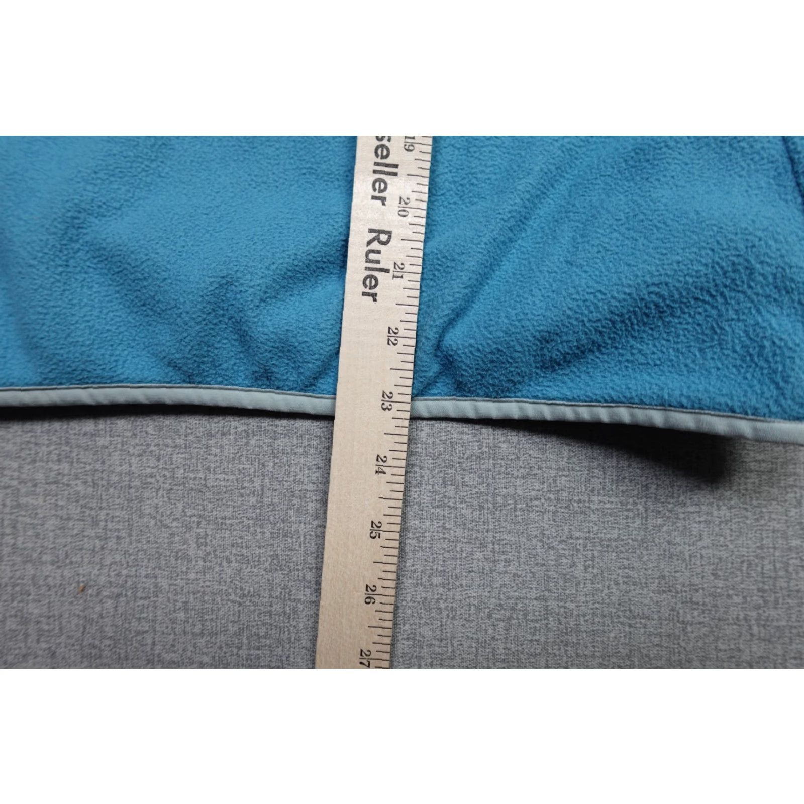 Patagonia Patagonia Sweater Shirt XS Women Blue Pullover Fleece Lightweight Logo 90s Vintage Mens Womens Girls Size XS / US 0-2 / IT 36-38 - 7 Thumbnail
