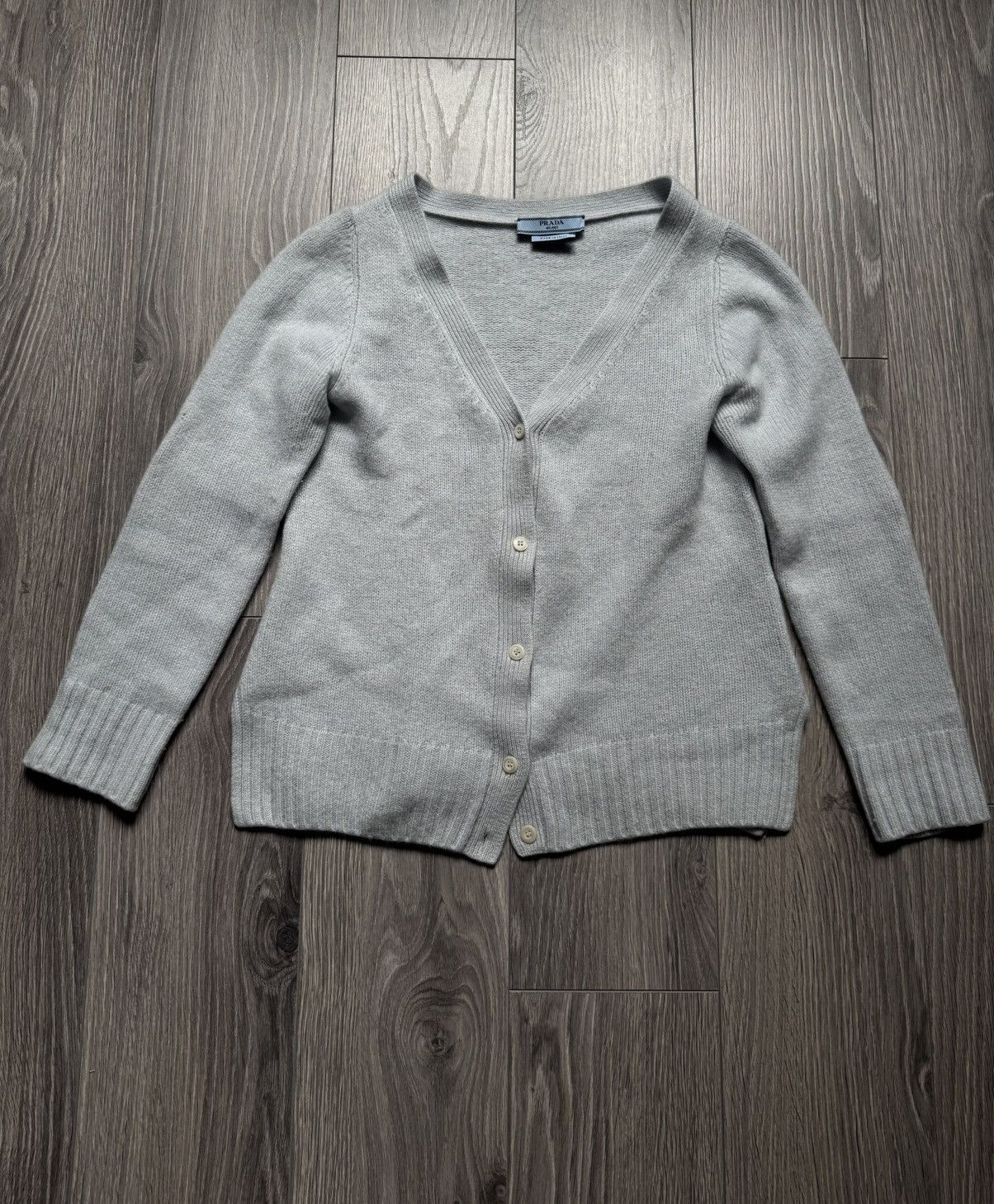 Prada Prada Cashmere/ Silk Cardigan 42 Size M / US 6-8 / IT 42-44 - 1 Thumbnail