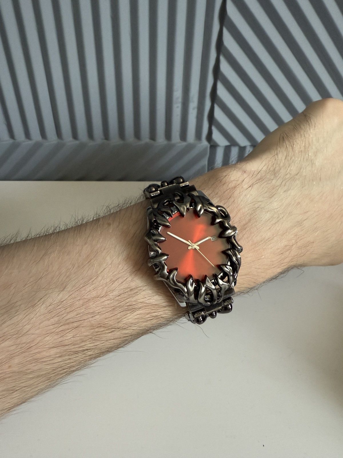 Vintage American Claw watch melting steel vintage design Y2K Size ONE SIZE - 2 Thumbnail