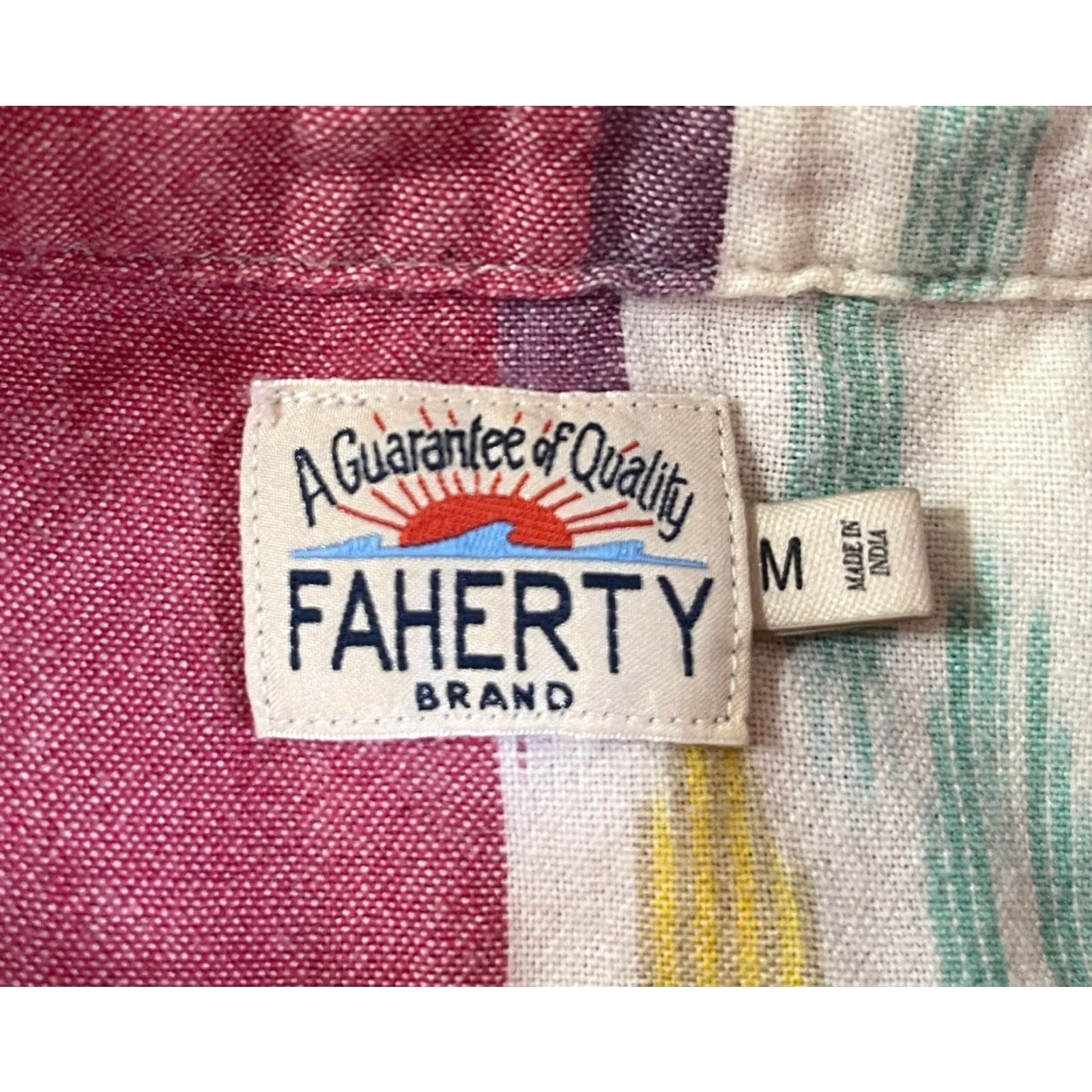 Faherty Faherty Men's Coast Shirt in Native Ikat Sz M Short Sleeve Button-Up Multicolor Cotton Shirt Mens Size US M / EU 48-50 / 2 - 6 Thumbnail