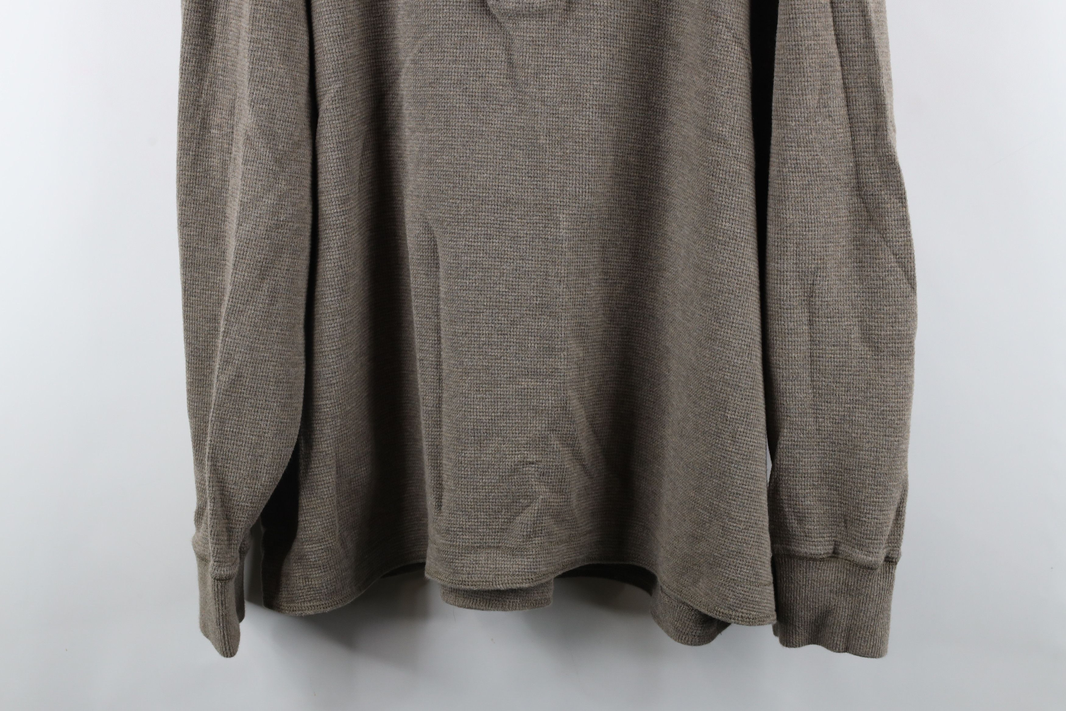 Eddie Bauer × Vintage Vintage Eddie Bauer Heavyweight Waffle Knit Henley T-Shirt Size US XXL / EU 58 / 5 - 3 Thumbnail