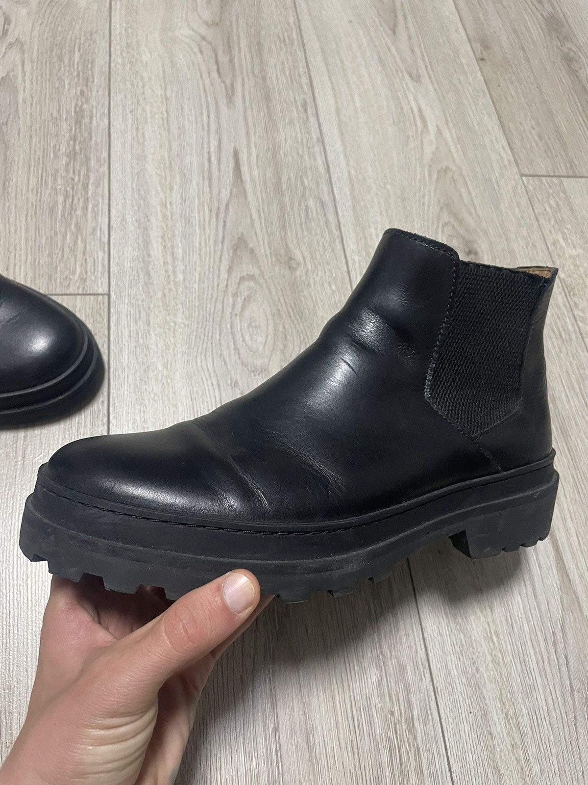 A.P.C. APC Leather Chelsea Black Classic Boot 27.5 cm Size US 10 / EU 43 - 17 Thumbnail