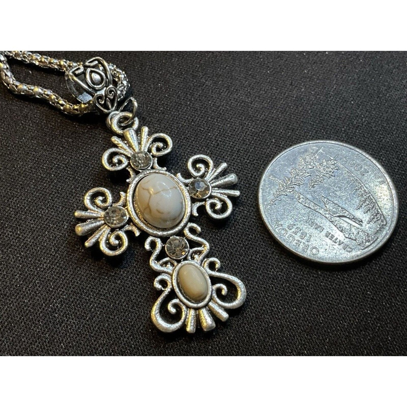 Other Silver Tone 16in Chain Stainless Howlite Cross Pendant Size ONE SIZE - 7 Thumbnail