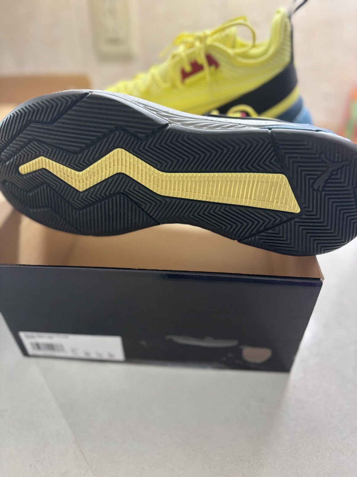 Puma uproar hybrid court thunder store