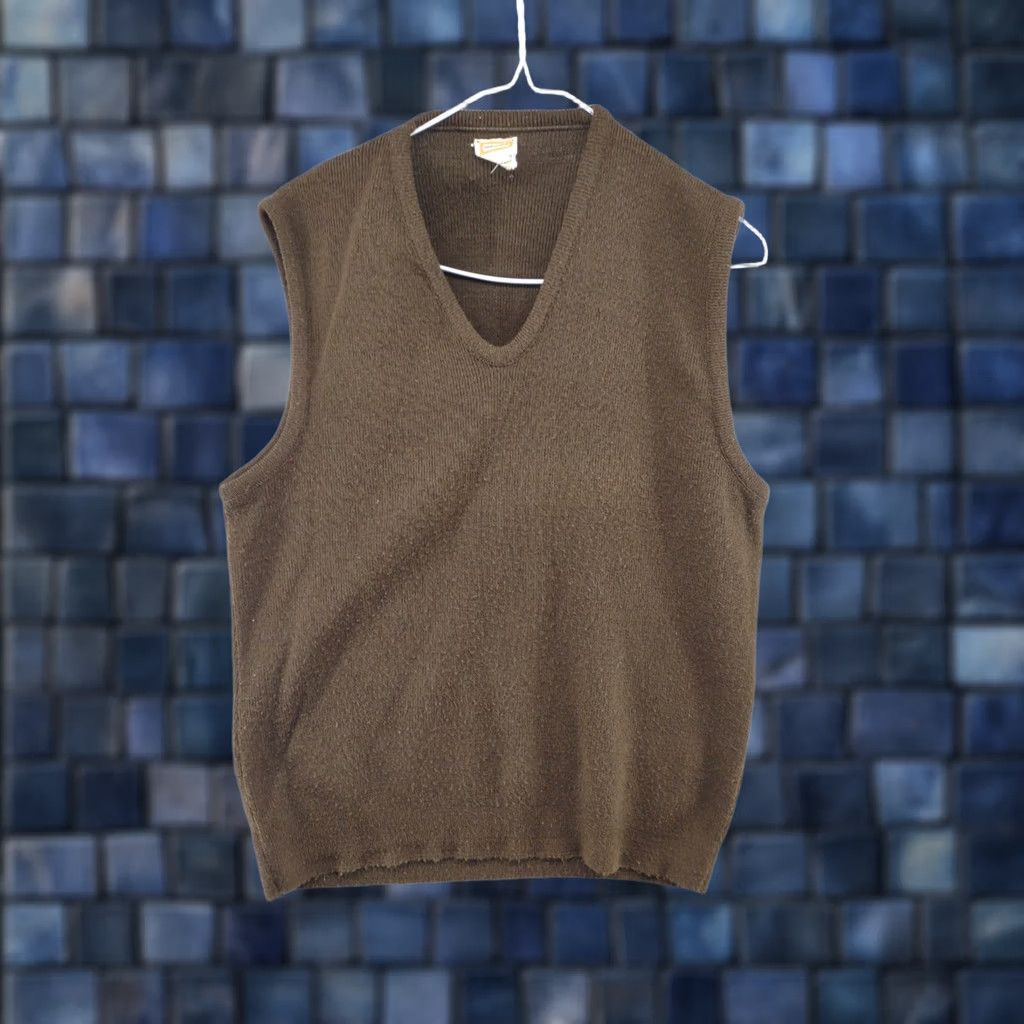 Vintage Vintage 70s Drummond Acrylic Brown Sweater Vest - Large Size Golf Tennis Size US L / EU 52-54 / 3 - 1 Thumbnail