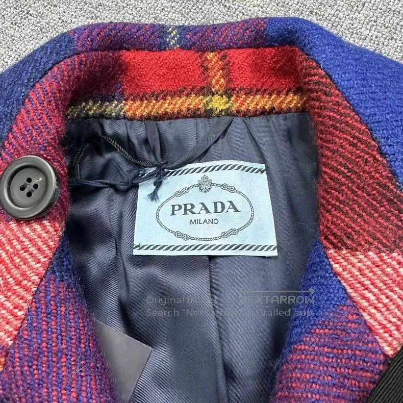 Prada Red Plaid Prada Overcoat. Size US M / EU 48-50 / 2 - 3 Thumbnail