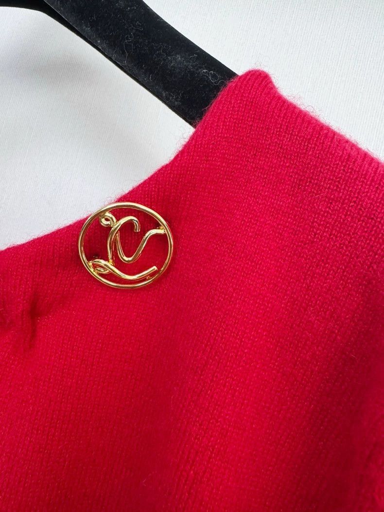 Louis Vuitton Louis Vuitton Red Cashmere Sweater M Size -2505 Size M / US 6-8 / IT 42-44 - 2 Thumbnail