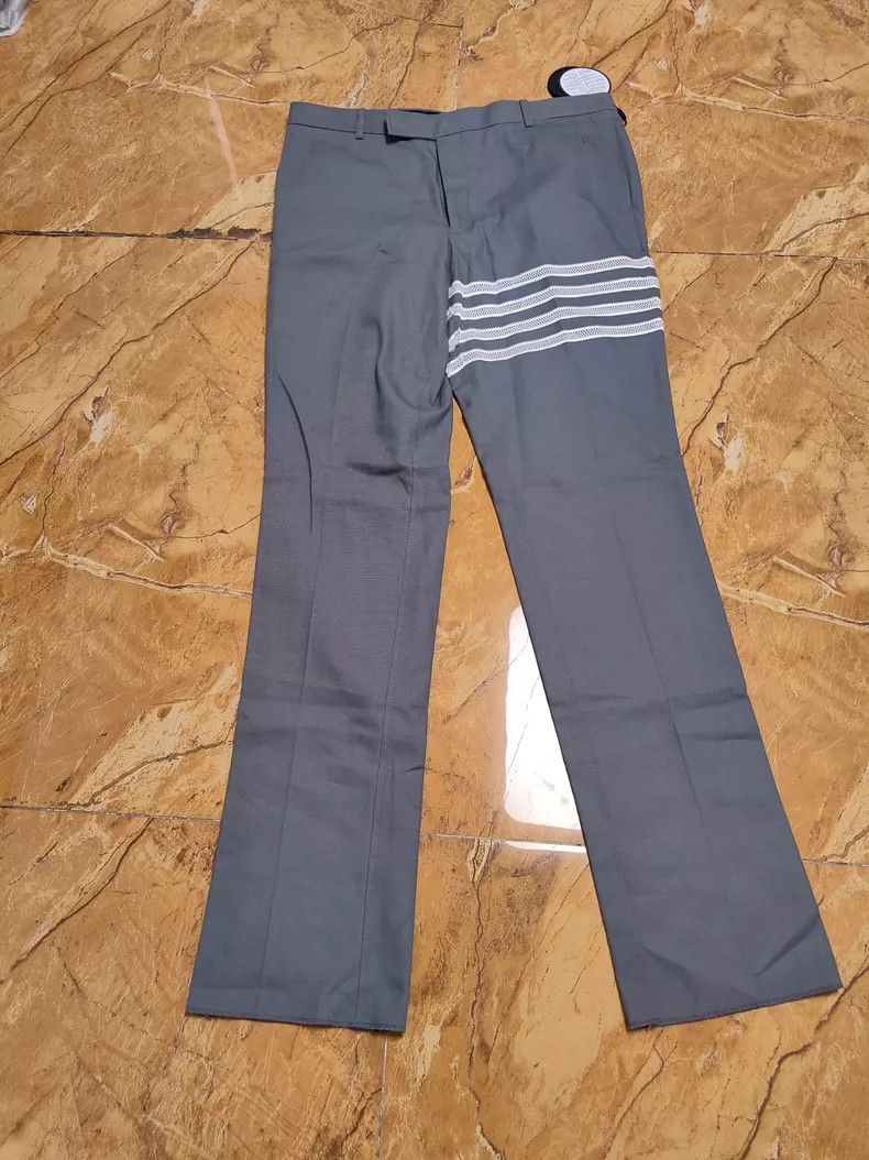 Thom Browne Thom Browne 4-Stripe Gray Casual Pants - dmc Size US 38 / EU 54 - 1 Thumbnail