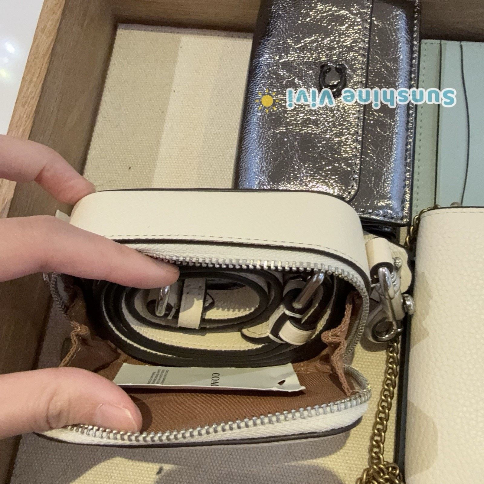 Coach NWT Coach Mini Crossbody Pouch Crossgrain Leather CP271 Size ONE SIZE - 3 Thumbnail