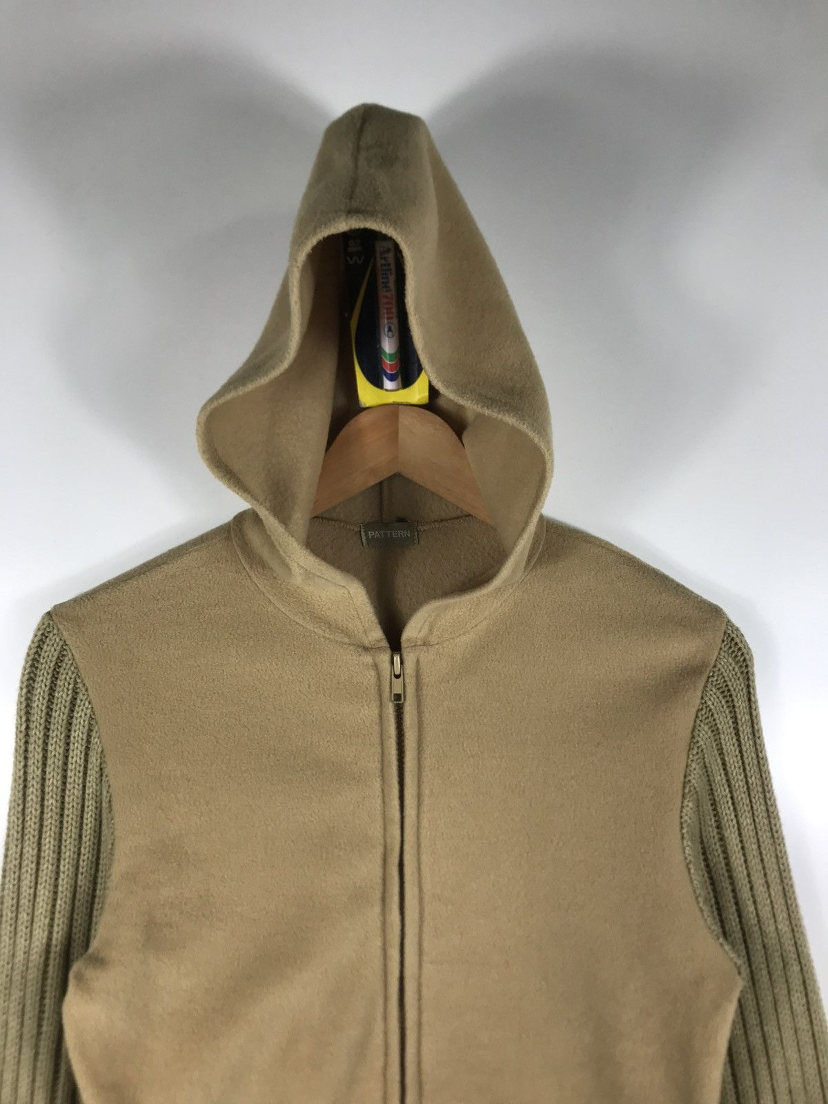 Aran Isles Knitwear × Japanese Brand × Vintage ⚡️Vintage Pattern Hooded Sleeve Knit Sweater Jacket Size M / US 6-8 / IT 42-44 - 4 Thumbnail