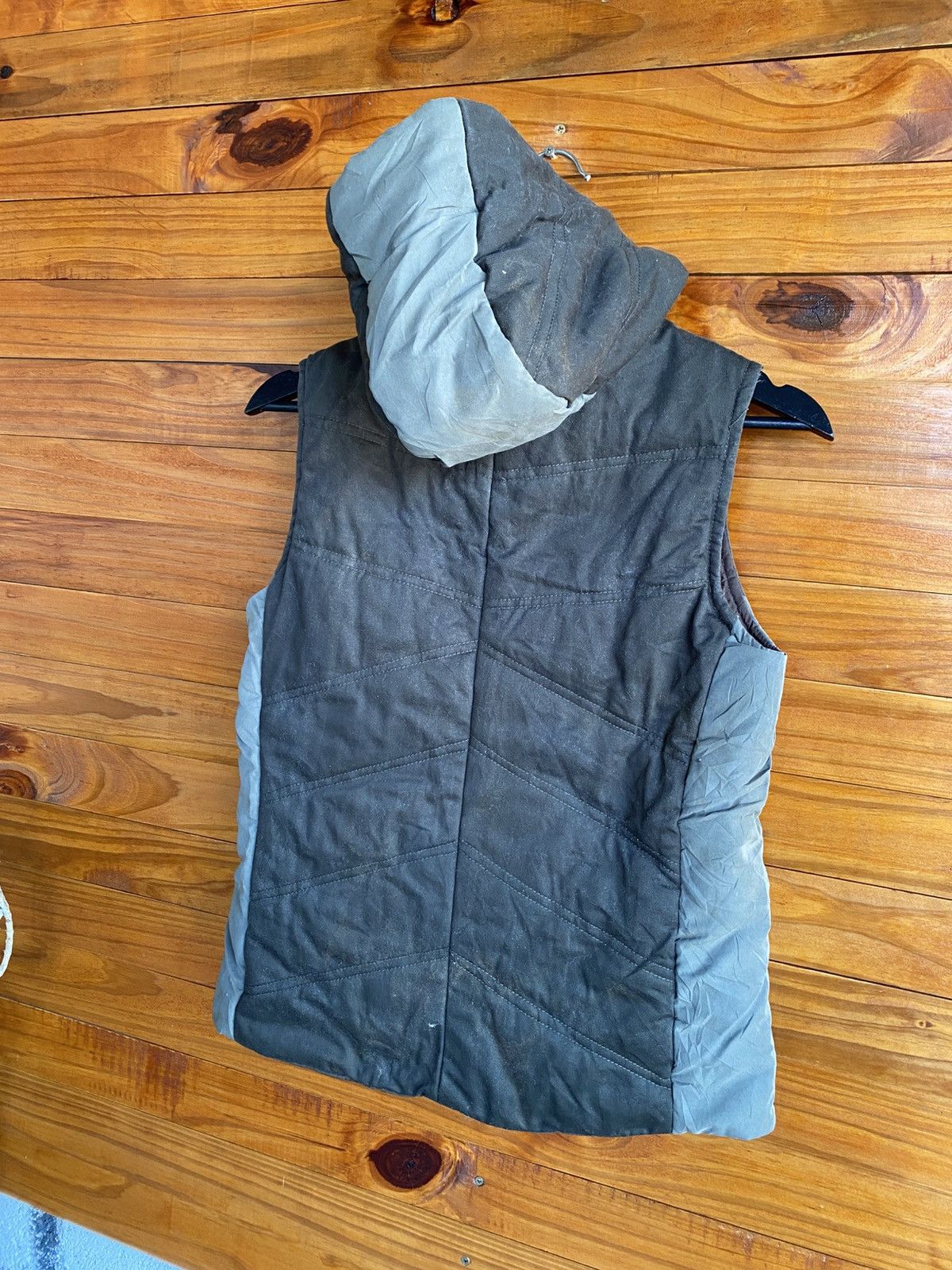 Born Born Military Style Quilted Hooded Vest – Olive Green Size US S / EU 44-46 / 1 - 8 Thumbnail