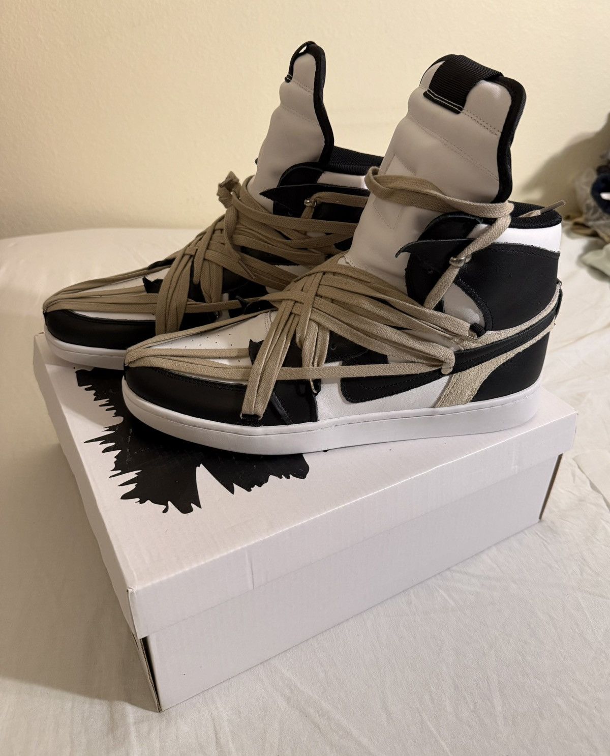 Vogalstand BlackVogal1’s Vogal Stand | Grailed