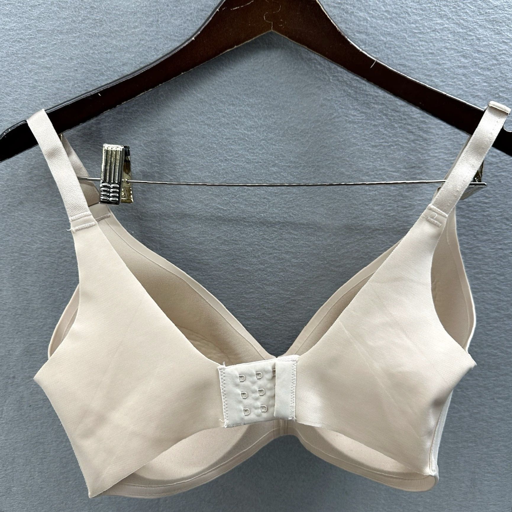 Vintage Soma Vanishing 360 Wireless T-Shirt Bra Women’s 34DDD Beige Seamless Adjustable Underwire No Nipple Cover Size ONE SIZE - 4 Thumbnail