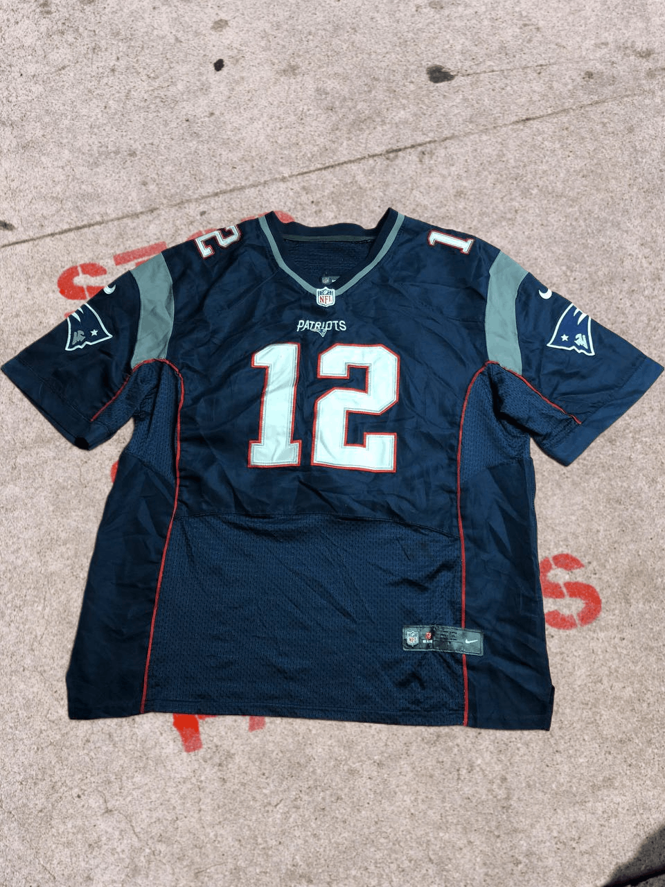 NFL New England Patriots Brady #12 Nike Game Jersey Size US XXL / EU 58 / 5 - 1 Thumbnail
