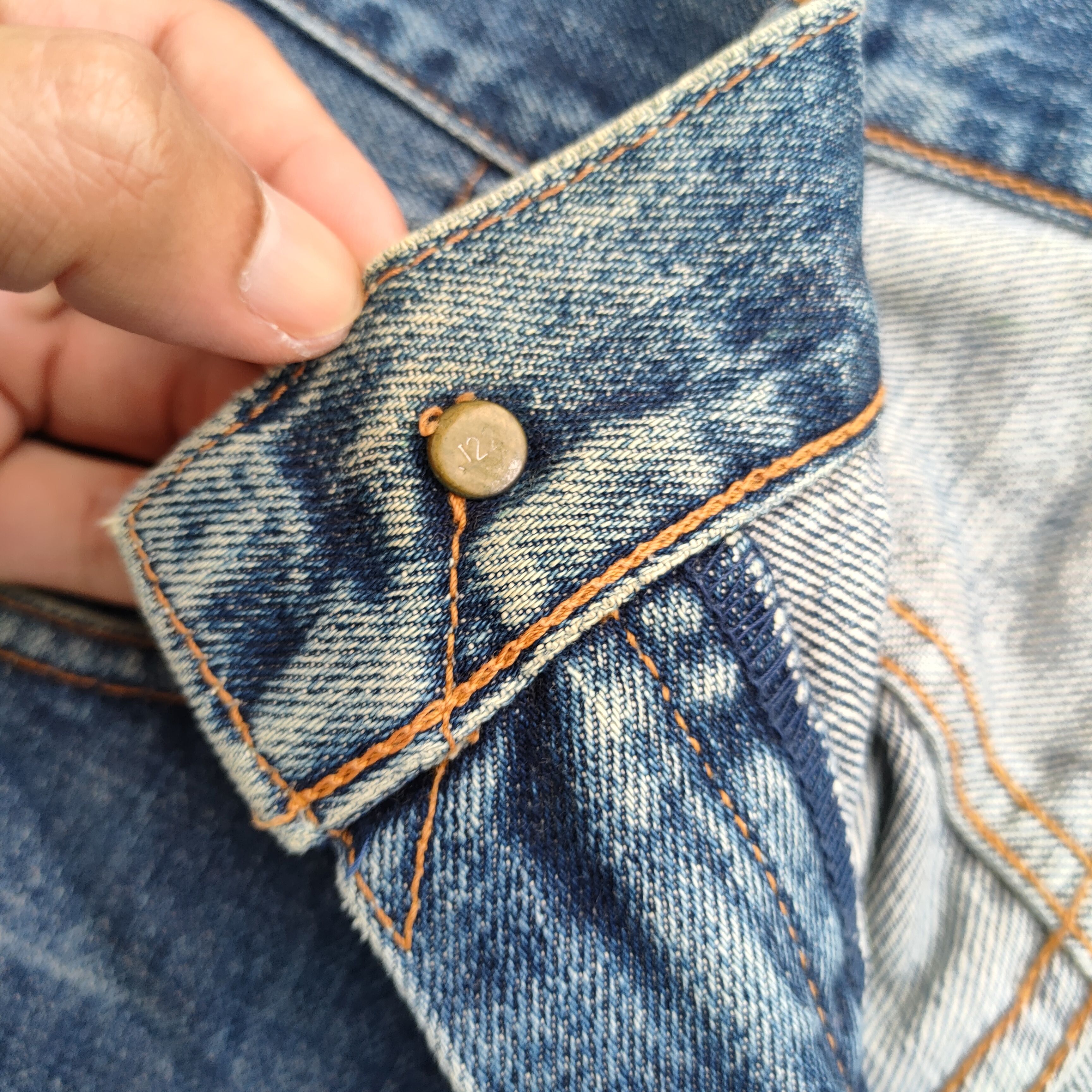 Levi's Vintage Clothing VINTAGE LEVI'S 502 98' BIG E SELVEDGE JEANS DENIM PANTS Size US 33 - 9 Thumbnail