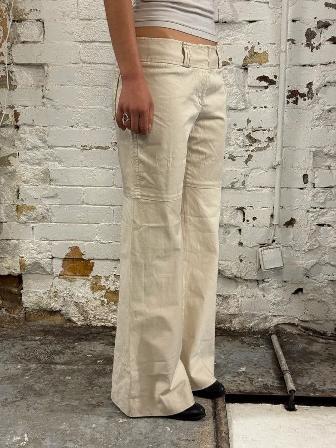 Dolce & Gabbana 1990s Dolce & Gabbana Creamy Flared Pants Size 27" / US 4 / IT 40 - 2 Thumbnail