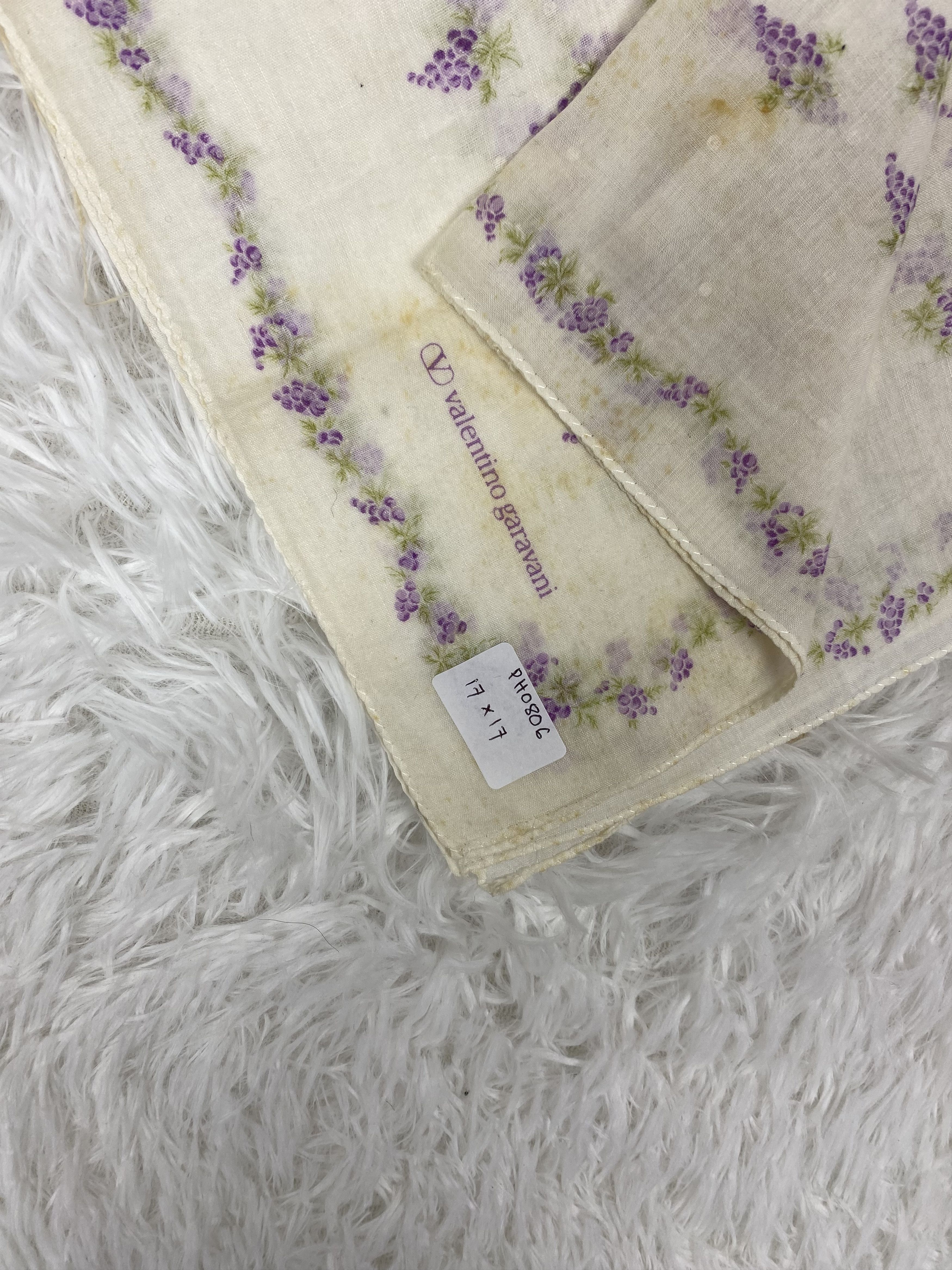 Valentino × Vintage Vintage Valentino Garavani Handkerchief Neckerchief PH0806 Size ONE SIZE - 2 Thumbnail