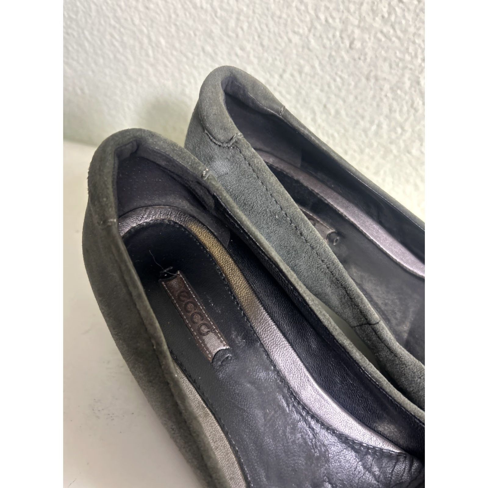 Ecco Ecco Heels Womens Size 41 US 10-10.5 Gray Suede Bow Size US 10 / IT 40 - 4 Thumbnail