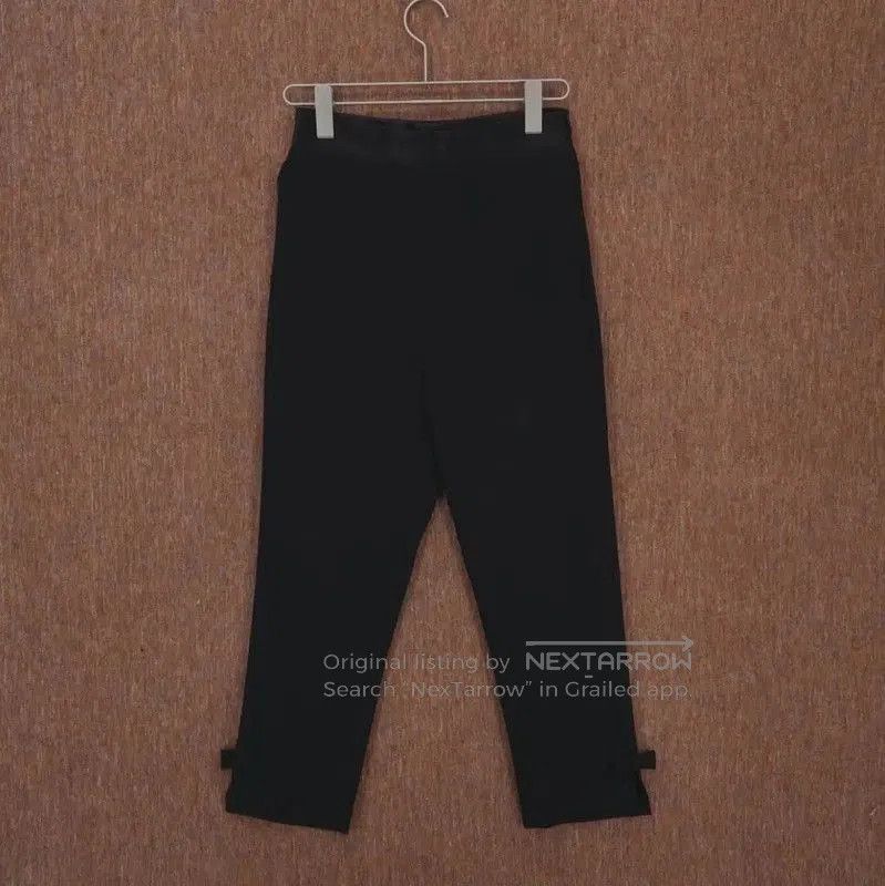 Miu Miu Miu Miu Black Logo Casual Pants for Women . Size 28" / US 6 / IT 42 - 1 Thumbnail