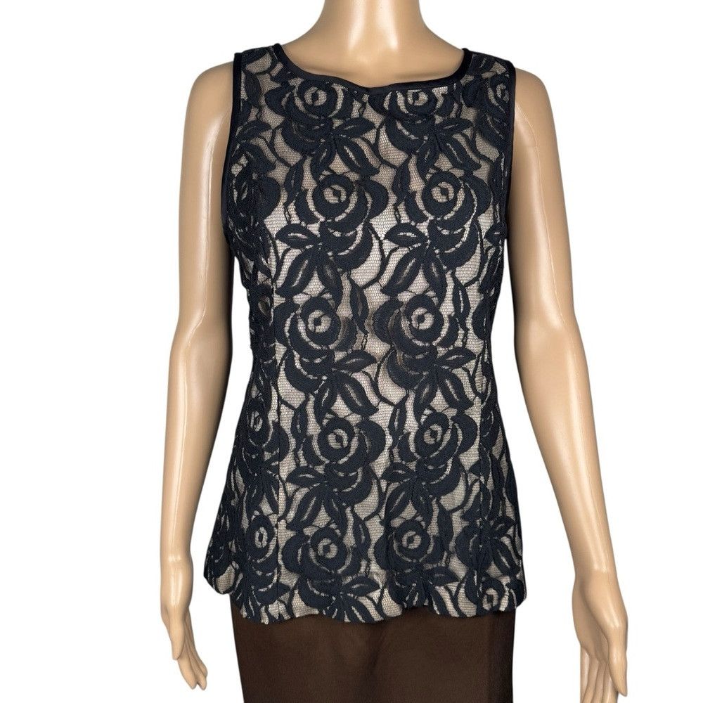 Banana Republic Banana Republic Black Lace Cotton Sleeveless Top Size 6 Size M / US 6-8 / IT 42-44 - 1 Thumbnail