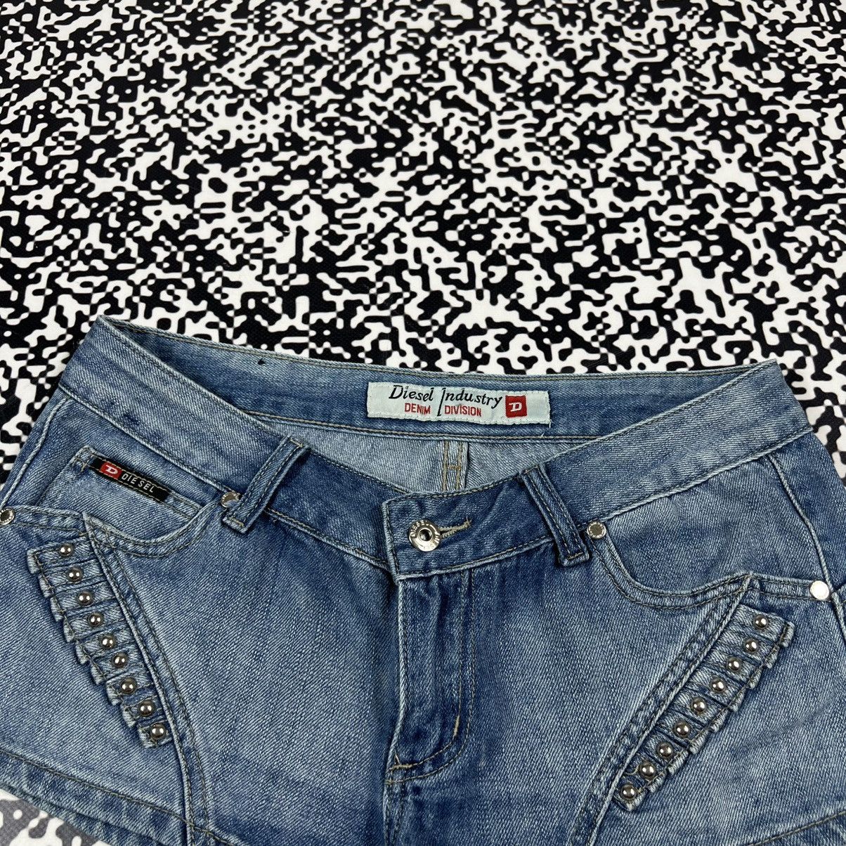 Diesel Vintage Y2K Diesel Japanese Style Retro Sexy Denim Shorts Size 30" / US 8 / IT 44 - 8 Thumbnail