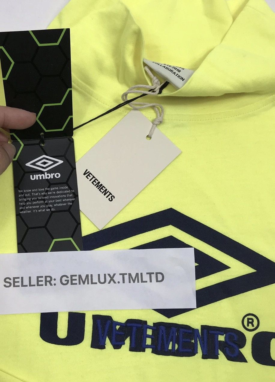 Vetements X UMBRO OVERSIZED EMBROIDRED PRINT T-SHIRT Size US XS / EU 42 / 0 - 3 Thumbnail