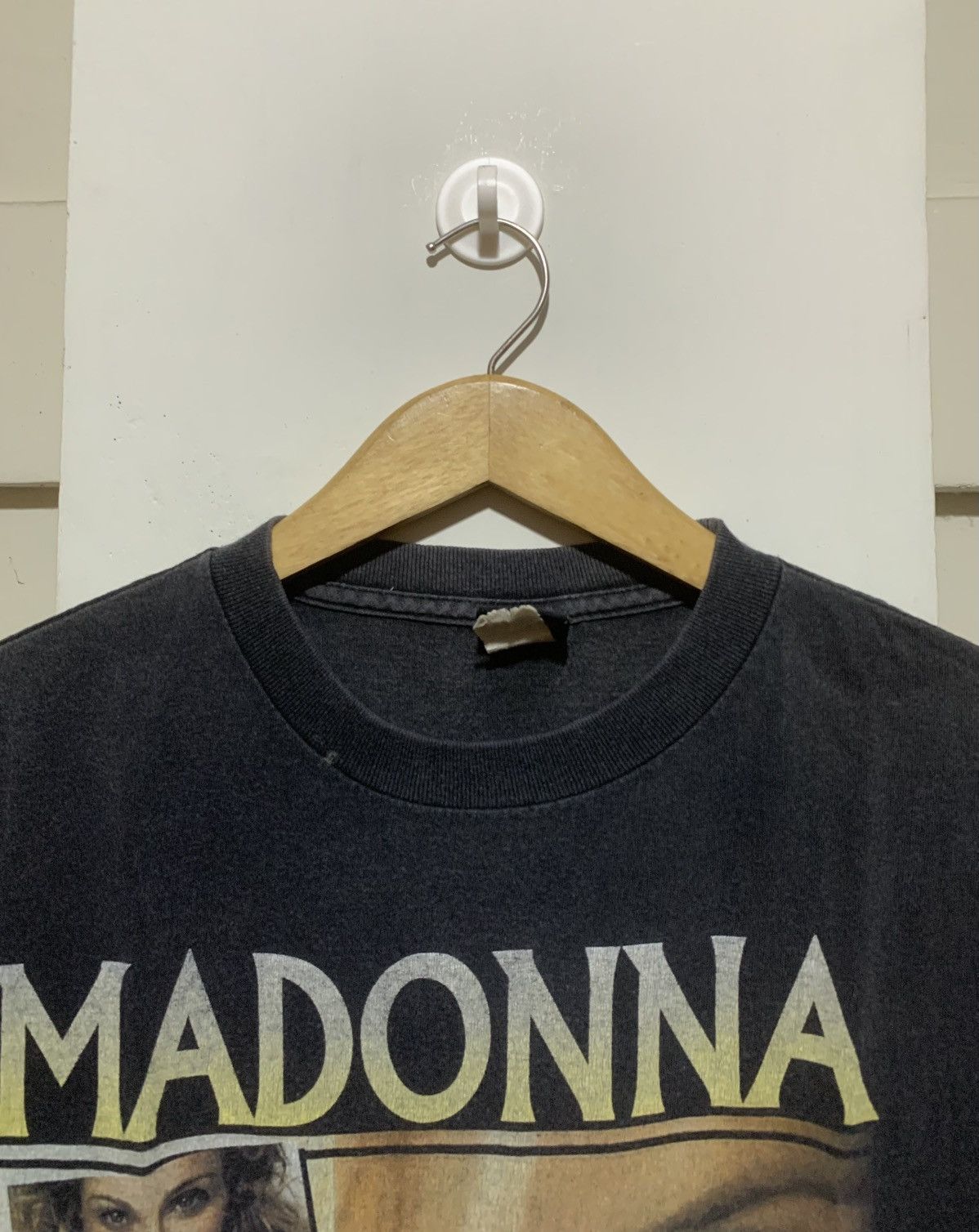 Band Tees VINTAGE MADONNA ‘REINVENTION WORLD TOUR’ TEE Rap Tee Style Size US M / EU 48-50 / 2 - 6 Thumbnail