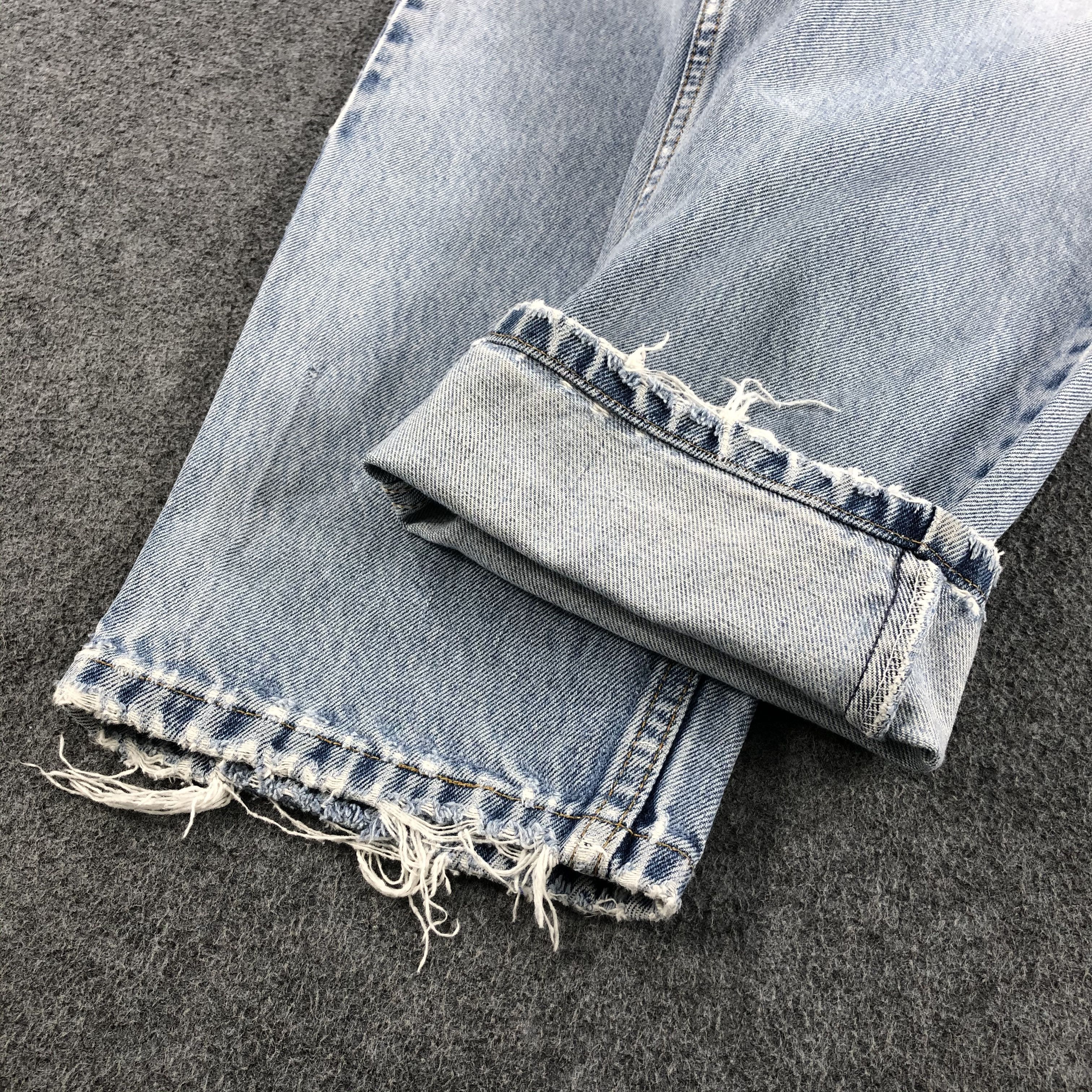 Levi's Vintage 90s Light Wash Levis 560 Jeans-J1690 Size US 34 / EU 50 - 7 Thumbnail