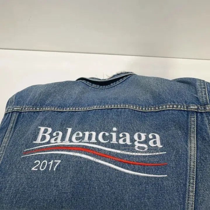 Balenciaga Balenciaga Casual Denim Jacket. Size US L / EU 52-54 / 3 - 7 Thumbnail