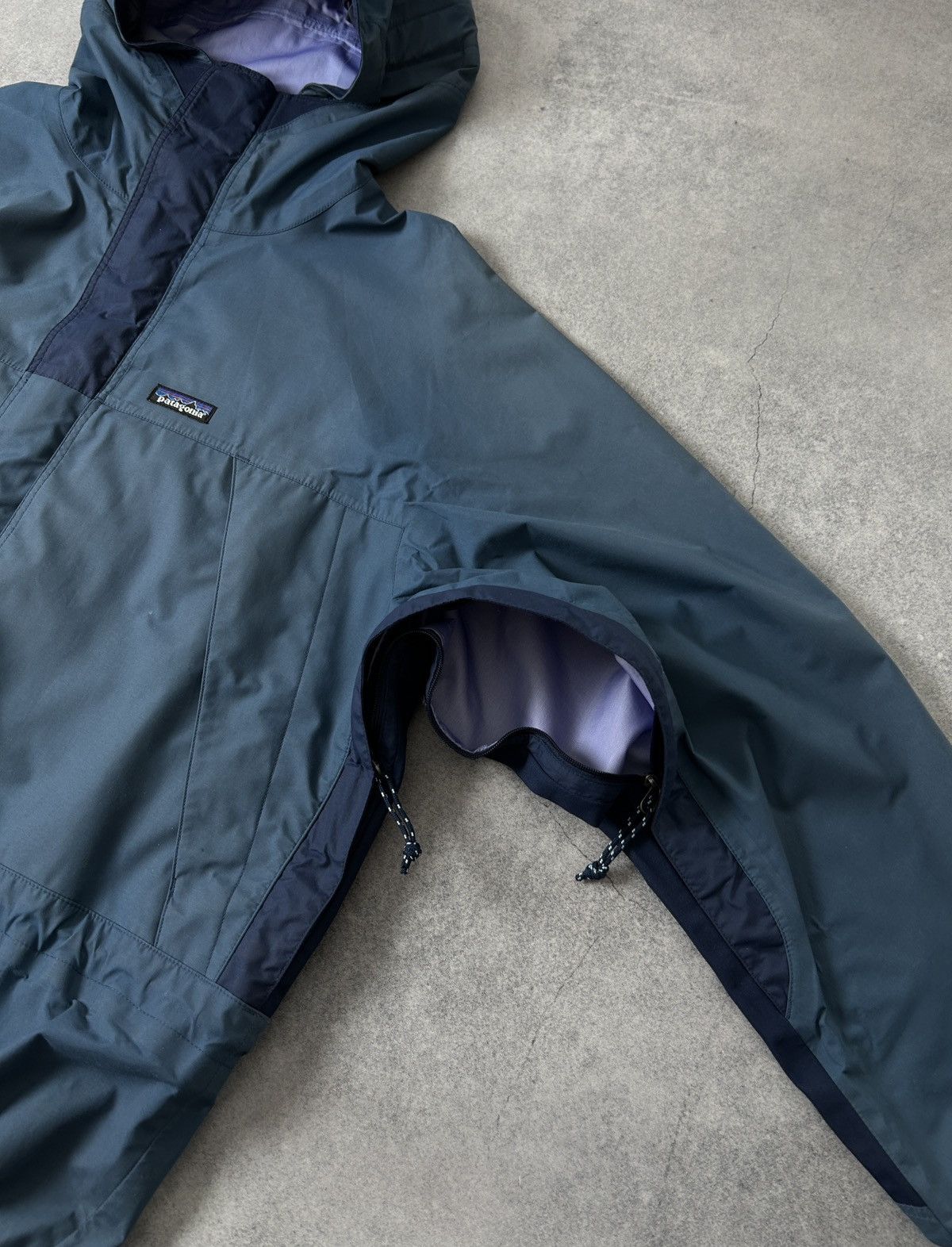 Patagonia Vintage Patagonia Gore-tex jacket mens turquoise size Xl Size US XL / EU 56 / 4 - 6 Thumbnail