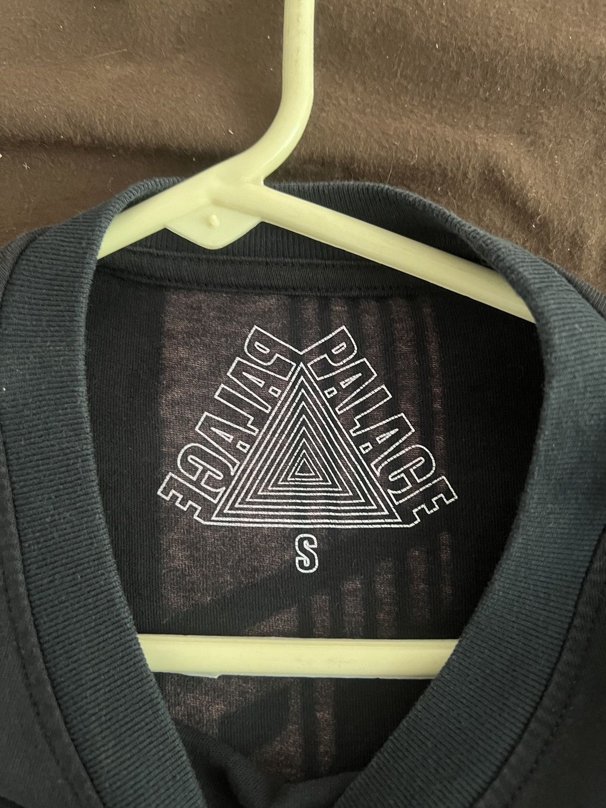 Palace Palace Line Strip Tee Size US S / EU 44-46 / 1 - 3 Thumbnail