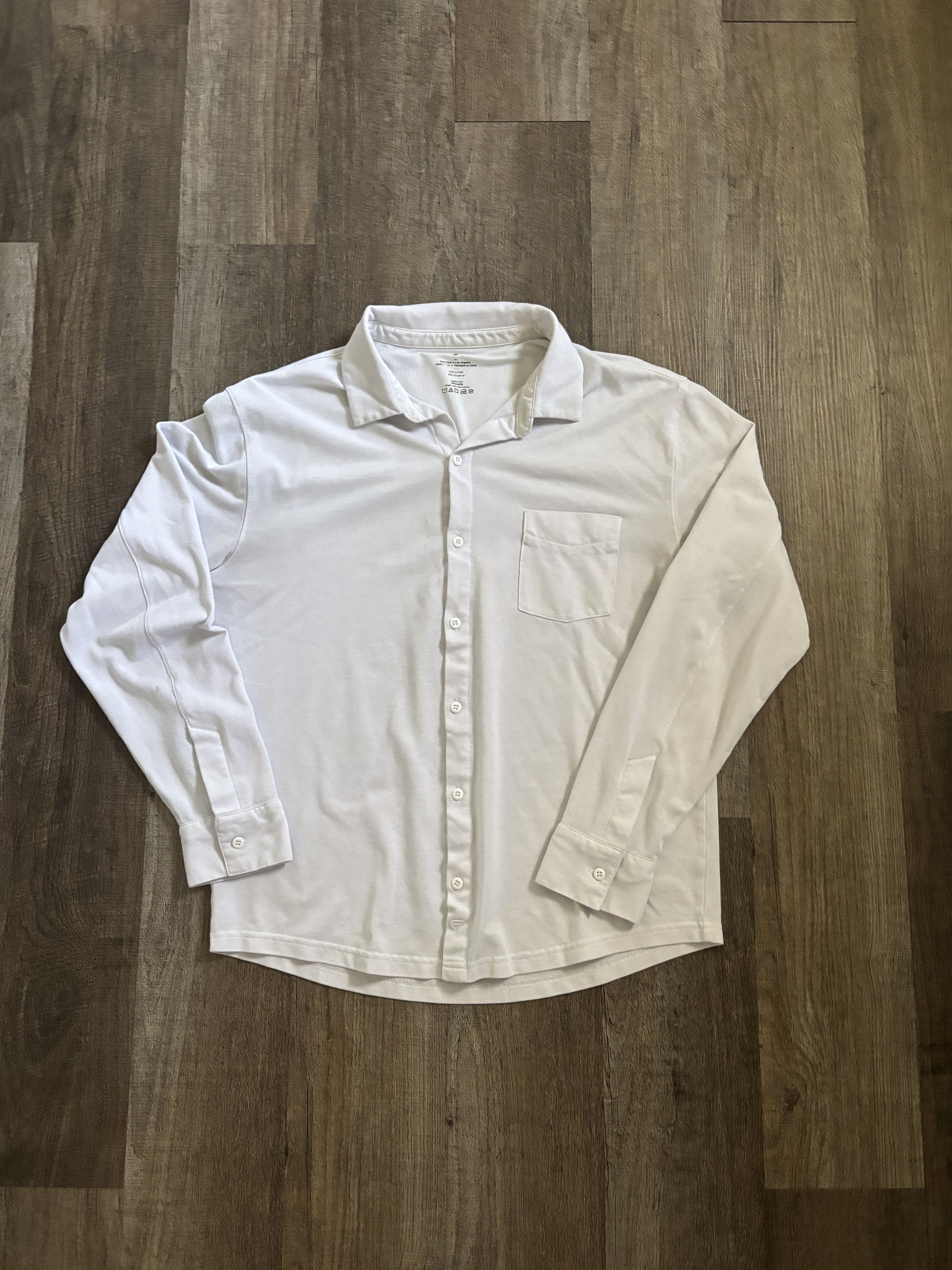 Fabletics Fabletics Button Up Dress Shirt Breathable Slim Fit Size US M / EU 48-50 / 2 - 1 Thumbnail