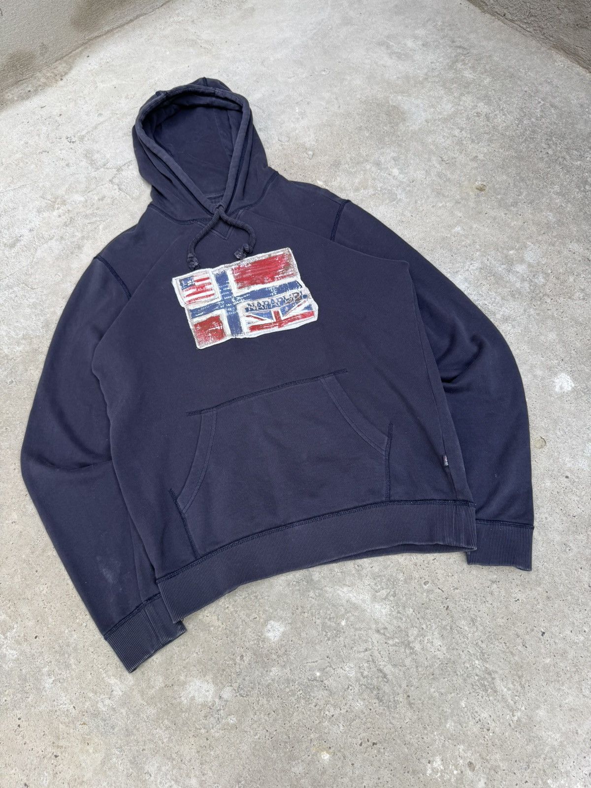Napapijri VINTAGE NAPAPIJRI FLAG HOODIE Size US S / EU 44-46 / 1 - 4 Thumbnail