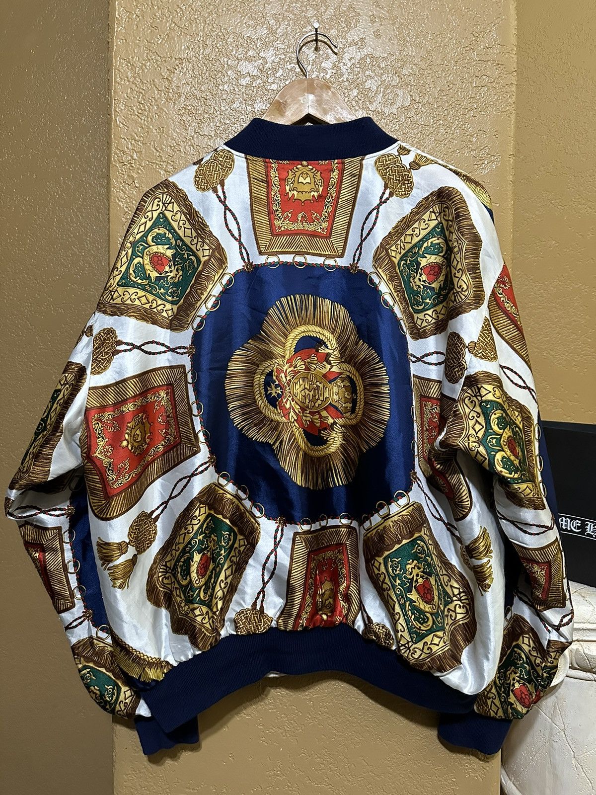 Vintage ⚜️ 90s Baroque Satin Bomber Jacket Large Versace Style Size US L / EU 52-54 / 3 - 2 Thumbnail