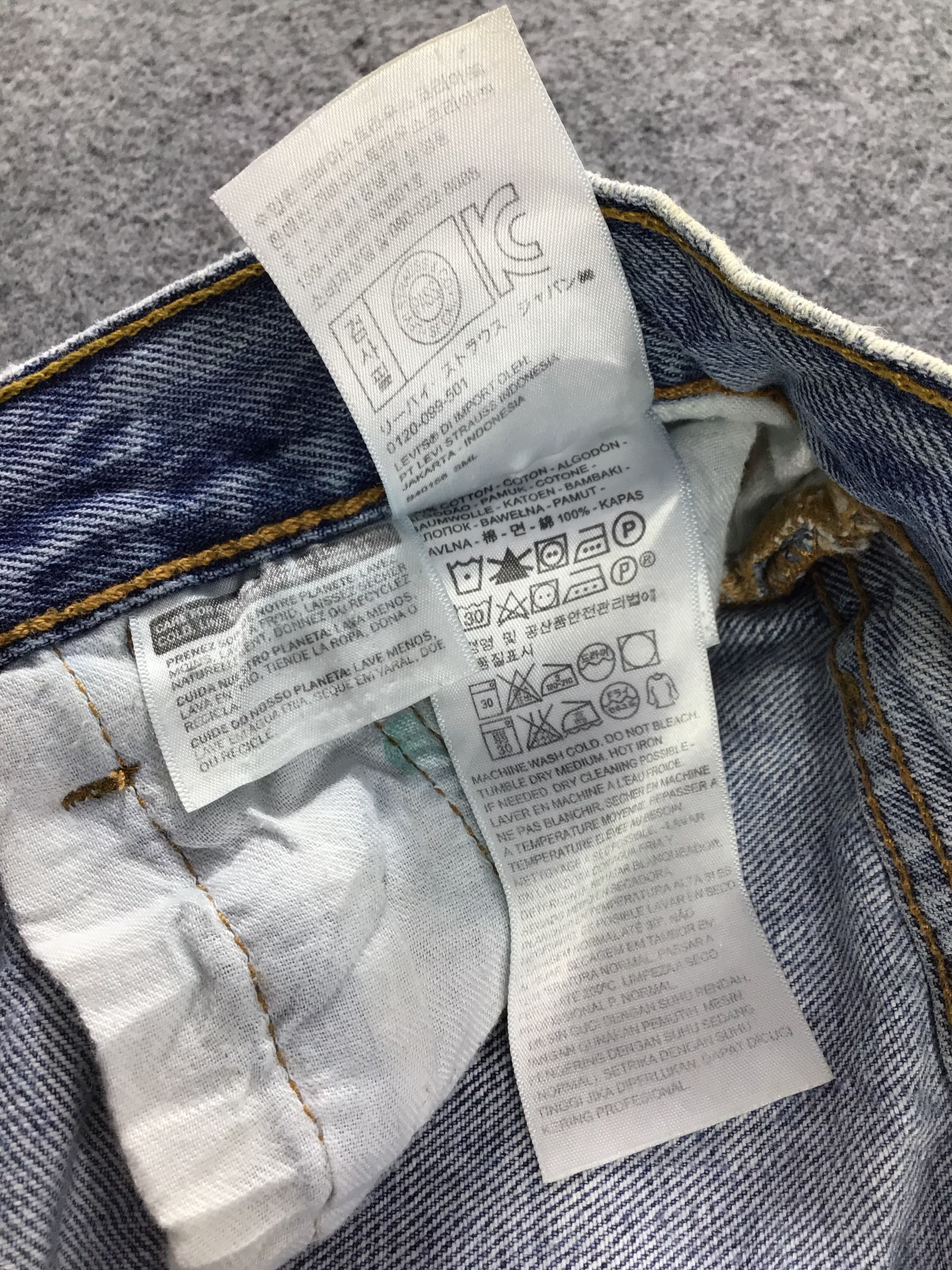 Levi's Vintage Levis 501 Jeans-JM231 Size US 31 - 11 Thumbnail