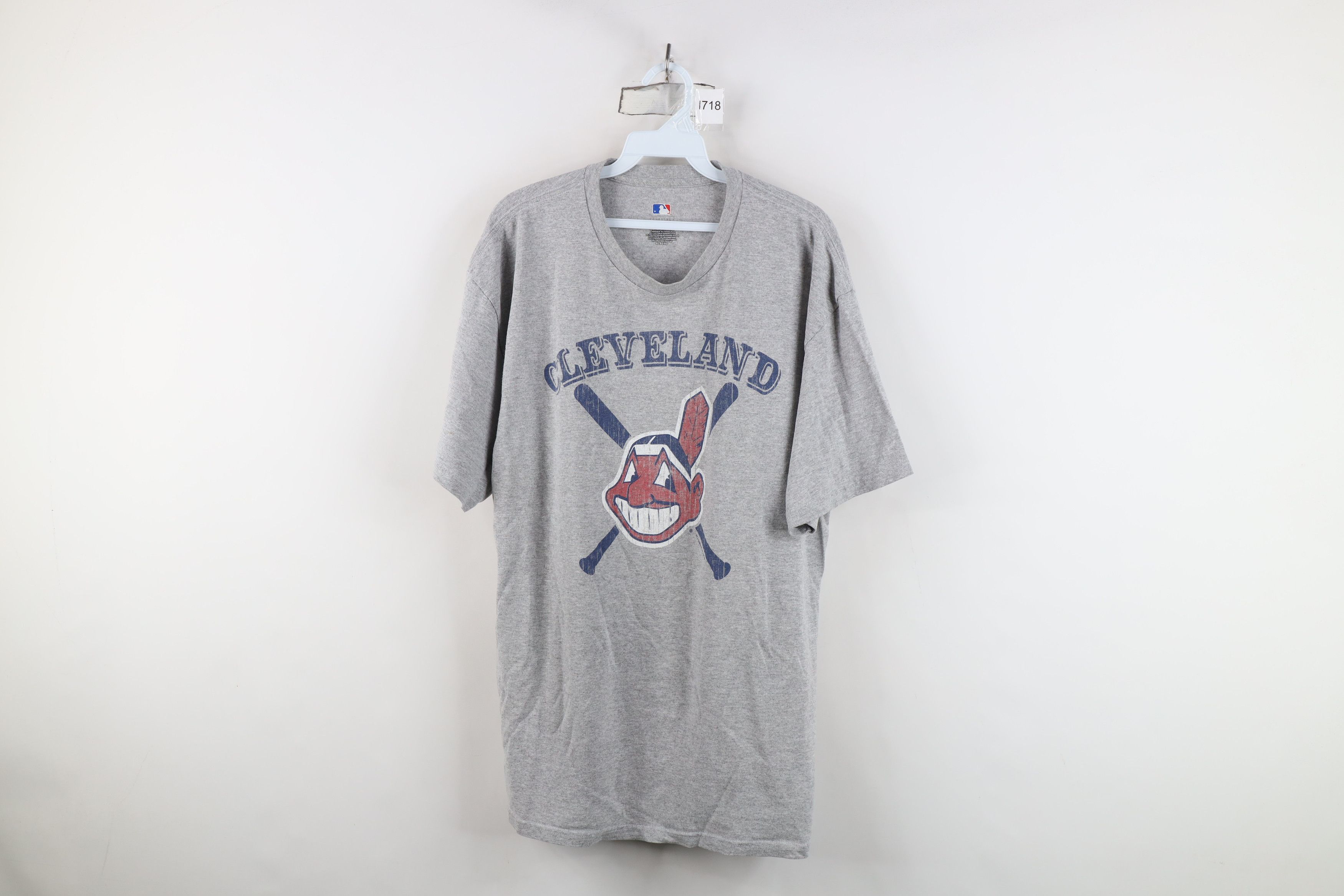 Vintage Vintage Y2K Cleveland Indians Baseball Short Sleeve T-Shirt Size US XL / EU 56 / 4 - 1 Thumbnail