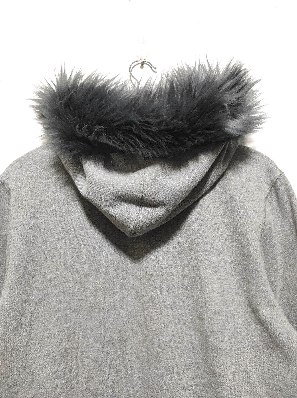 Who A.U. Who A.U fur hoodie Size US M / EU 48-50 / 2 - 10 Thumbnail