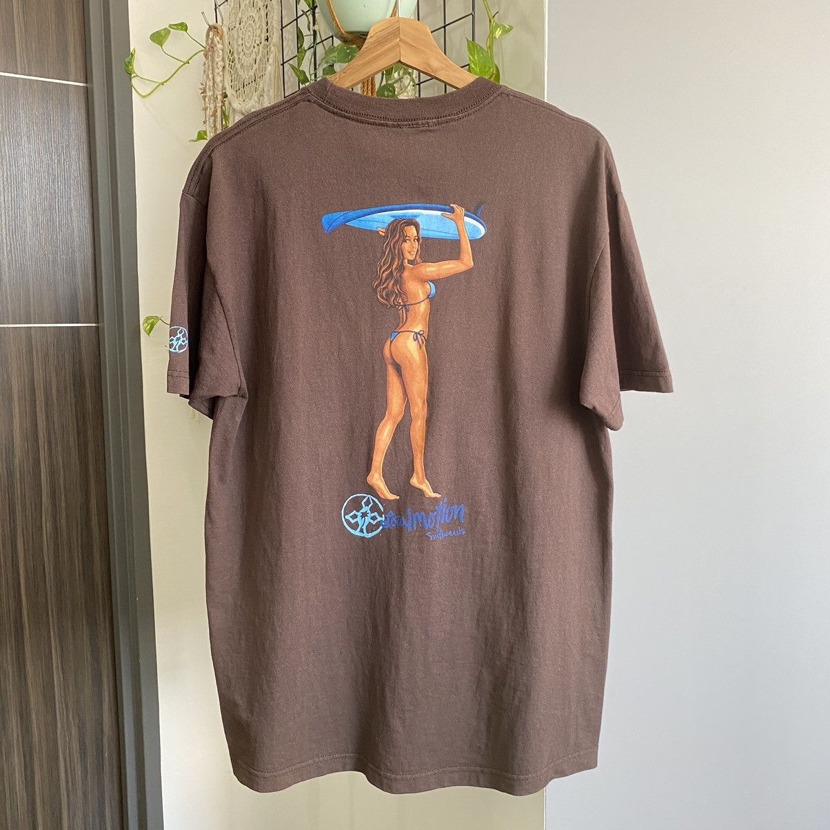 Vintage Vintage 90s Local Motion Surfboard ERD GRUNGE THRASHED TEE Size US L / EU 52-54 / 3 - 1 Thumbnail