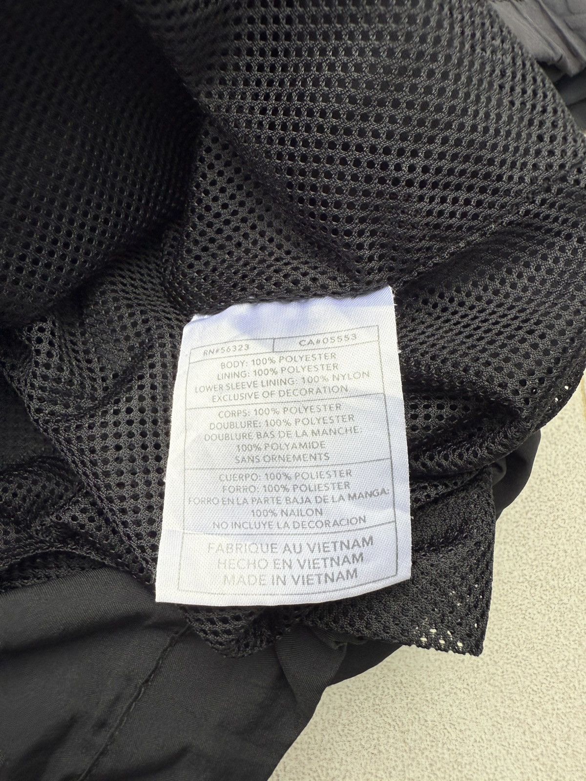 Nike 90’s NIKE RARE SWOOSH Y2K RETRO VINTAGELOGO ZIP NYLON JACKET Size US XL / EU 56 / 4 - 12 Thumbnail