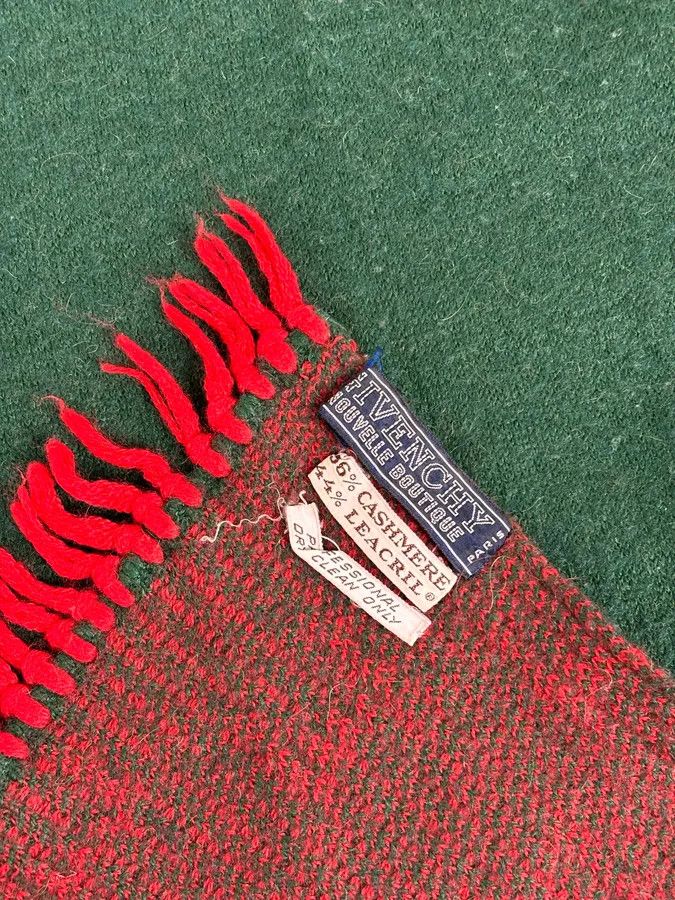 Givenchy 1990s Givenchy Green & Red Cashmere Abstract Scarf Size ONE SIZE - 8 Thumbnail