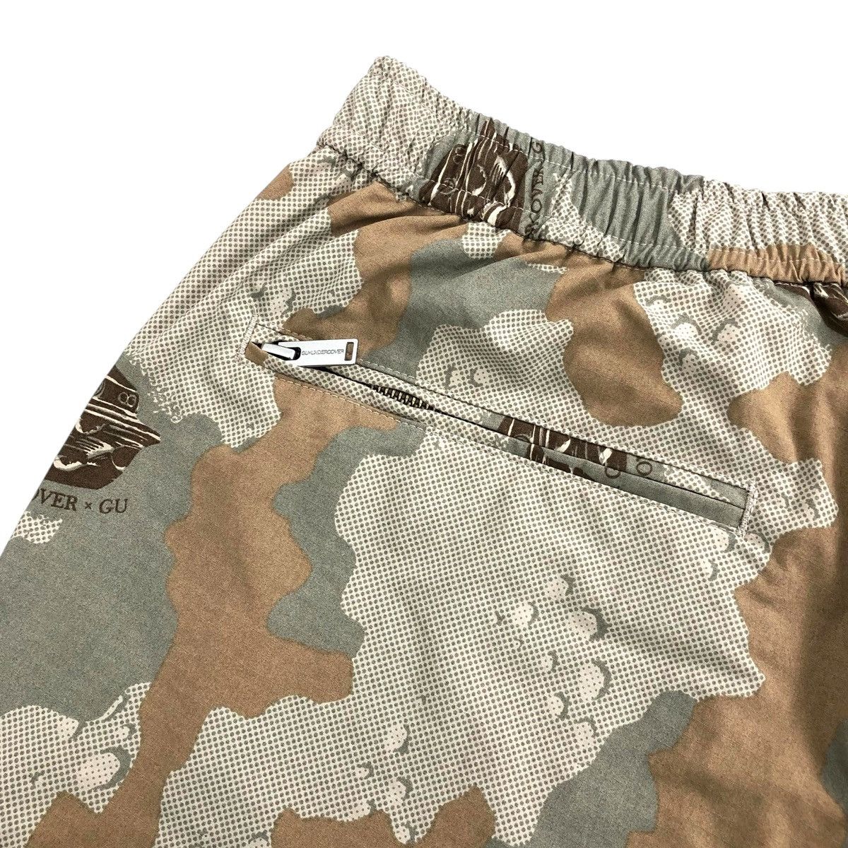 Japanese Brand × Jun Takahashi × Undercover Undercover X GU Military Camouflage Cargo Pants Size US 32 / EU 48 - 10 Thumbnail