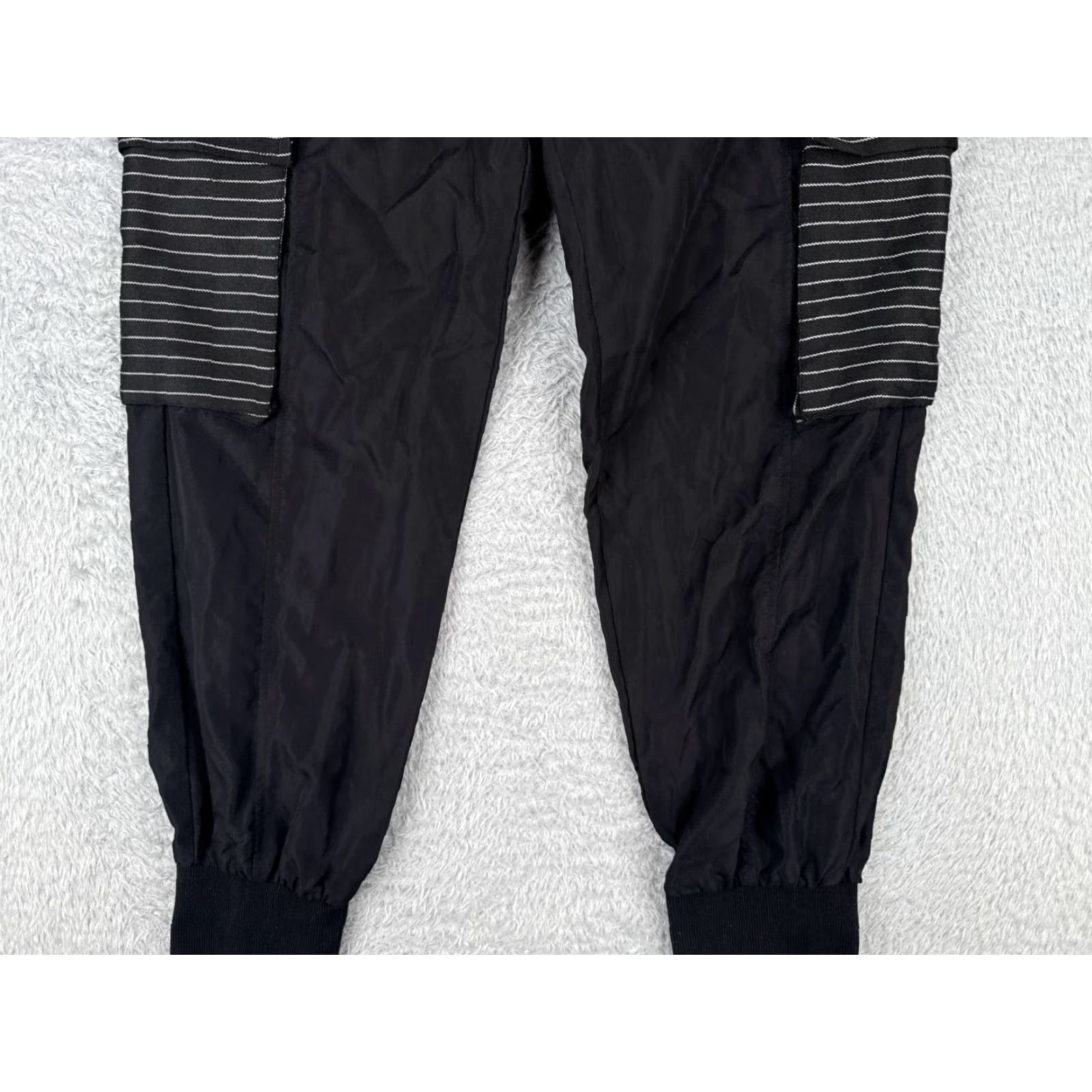 Shein Shein Pants Women Large Black Cargo Jogger Elastic Hems Poly Blend 30x27 Size 36" / US 14 / IT 50 - 3 Thumbnail