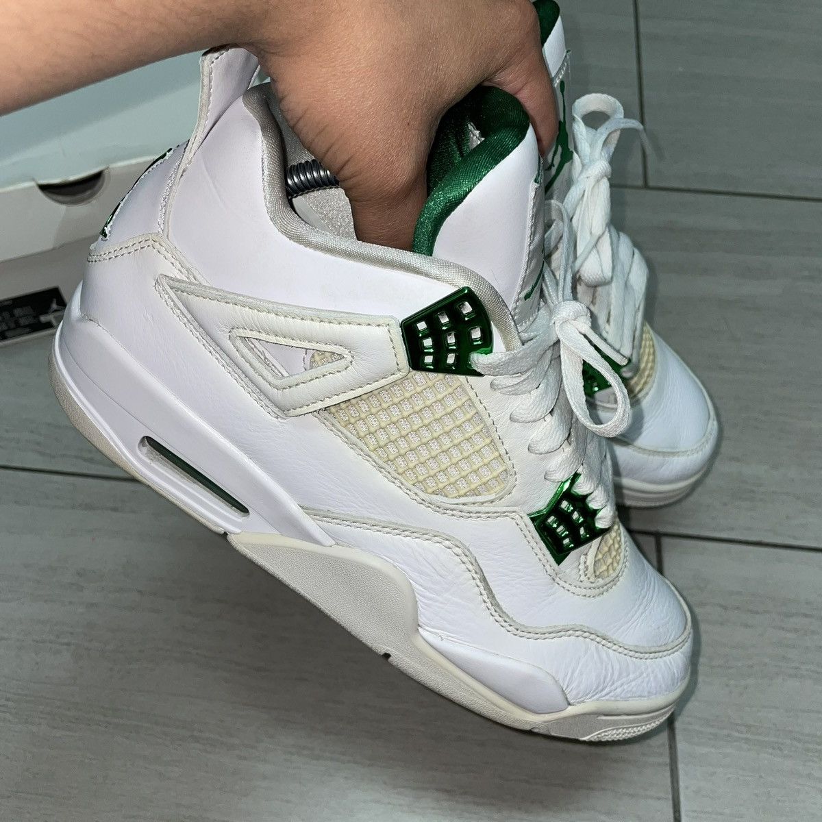 Jordan Brand Jordan 4 Metallic Green Mens size 7.5 Size US 7.5 / EU 40-41 - 6 Thumbnail