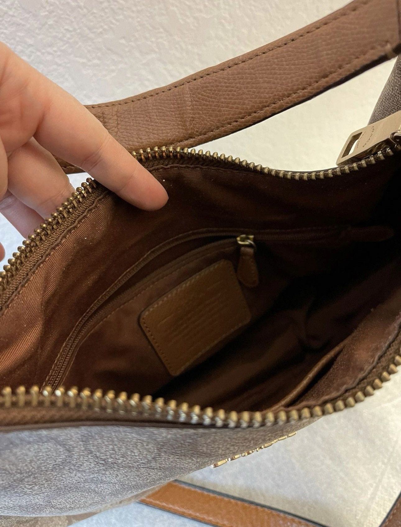 Coach COACH HARLEY EAST/WEST HOBO IN SIGNATURE shoulder bag Size ONE SIZE - 7 Thumbnail