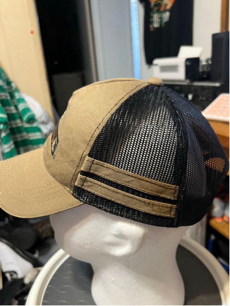 Signatures Men's Signatures Team Realtree Beige Black Mesh Trucker Hat Size ONE SIZE - 2 Thumbnail