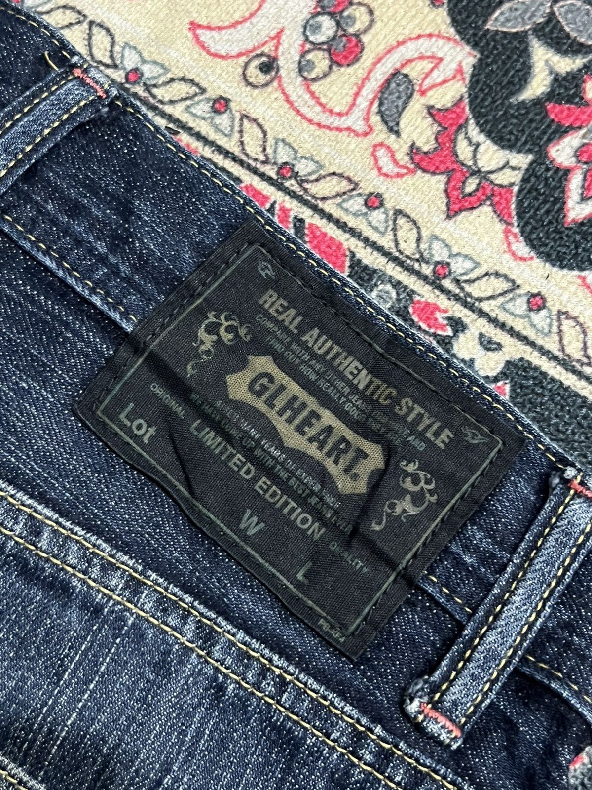 Le Grande Bleu (L.G.B.) Vintage Japanese Brand GL Heart Dark Blue Wash Straight Jean Size US 31 - 8 Thumbnail